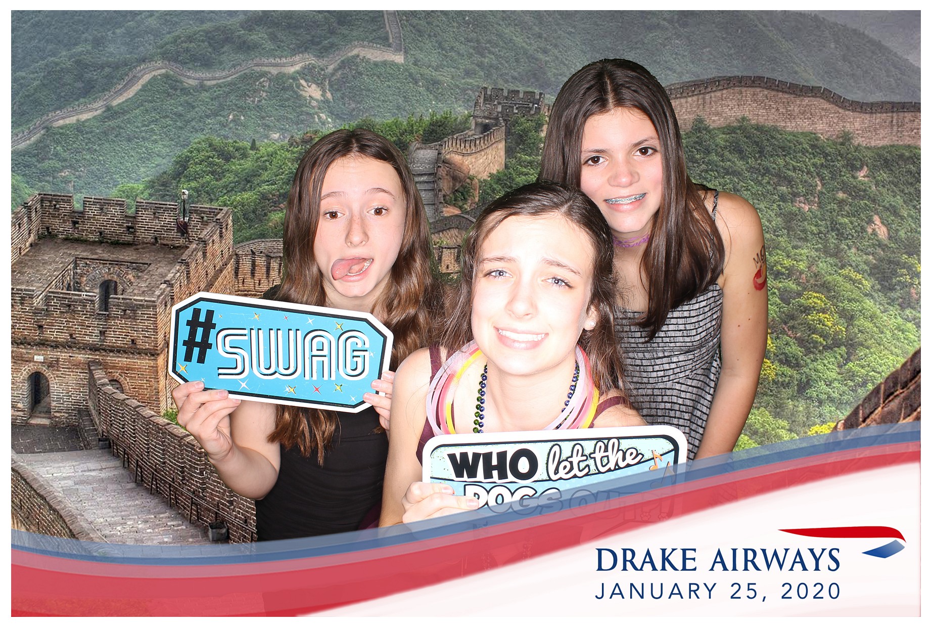 Drake Airways | View more photos from the event at gallery.photoboothcincy.com/u/PhotoBoothCincy/Drake-Airways